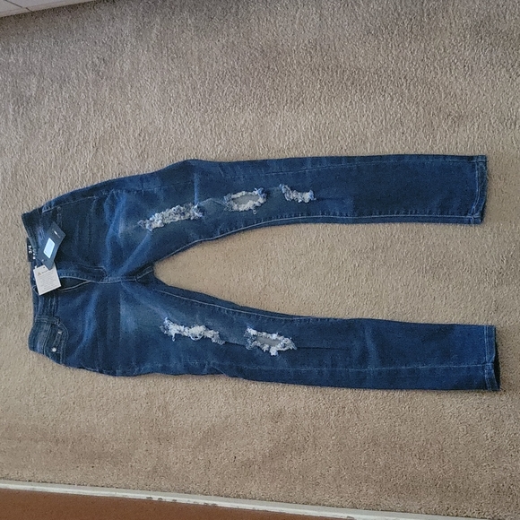Distressed Jeans Size 3/4 - Picture 3 of 5